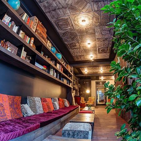 Cube Hostel Льовен Екстериор снимка