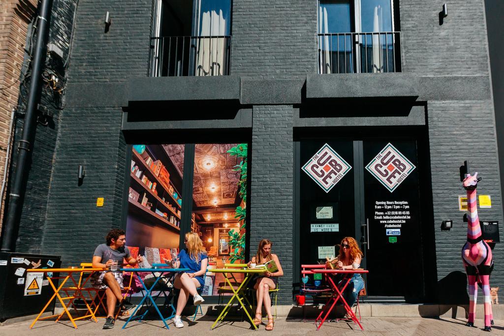 Cube Hostel Льовен Екстериор снимка