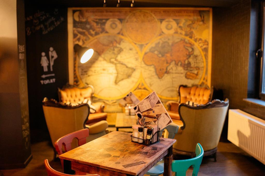 Cube Hostel Льовен Екстериор снимка